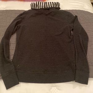 Lululemon reversible turtleneck
